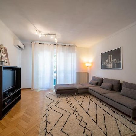 Appartement Climatise Tout Equipe A Cote Du Stade Velodrome มาร์กเซย ภายนอก รูปภาพ