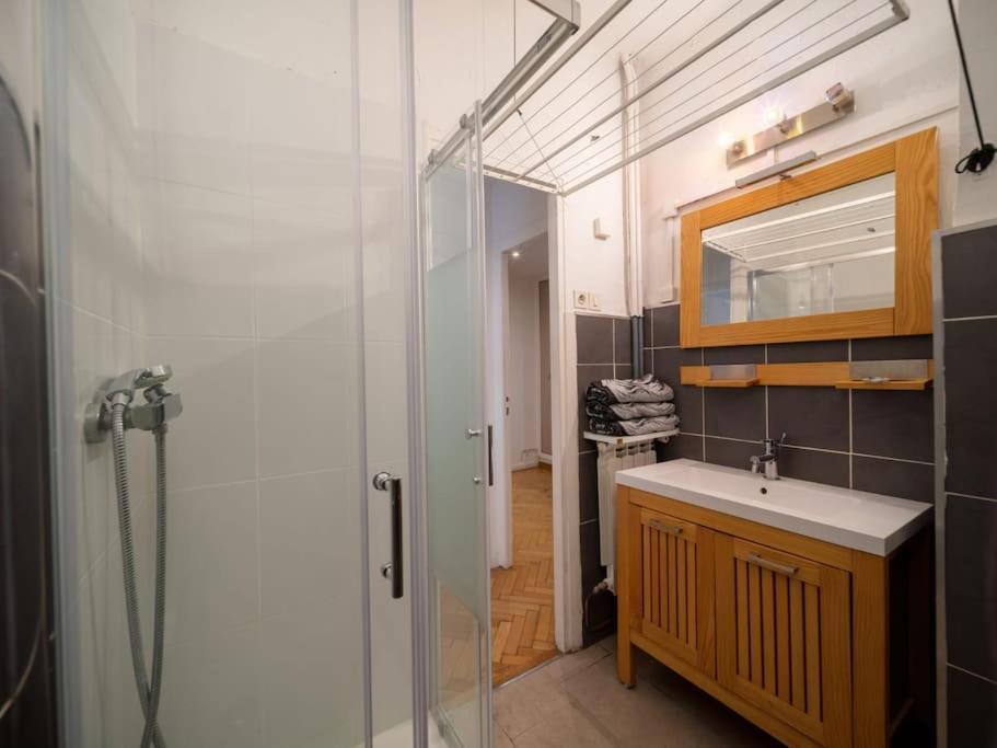 Appartement Climatise Tout Equipe A Cote Du Stade Velodrome มาร์กเซย ภายนอก รูปภาพ