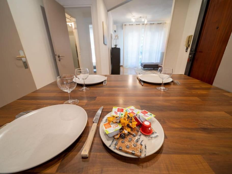 Appartement Climatise Tout Equipe A Cote Du Stade Velodrome มาร์กเซย ภายนอก รูปภาพ